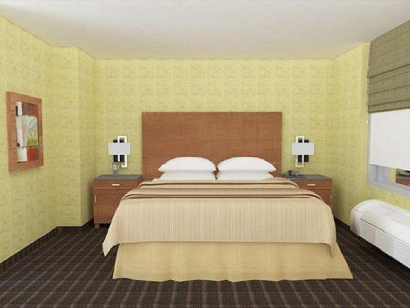 Holiday Inn Express Manhattan Midtown West By Ihg New York Exterior photo