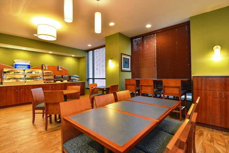 Holiday Inn Express Manhattan Midtown West By Ihg New York Exterior photo